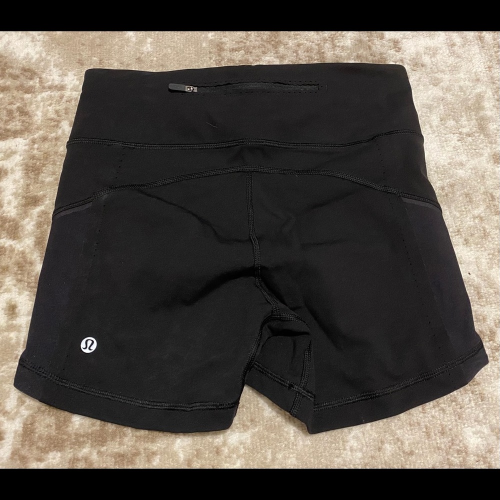 lululemon fitted running shorts